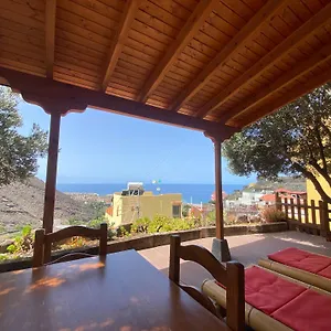 casa-roja-valle-gran-rey.in-canary-islands.com/